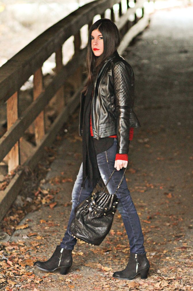 Alexander Wang Diego bucket bag, Topshop Ambush ankle boots, Acne boots, American Eagle skinny jeans Lauren Conrad, Rag & Bone Sweater, Fashion Outfit