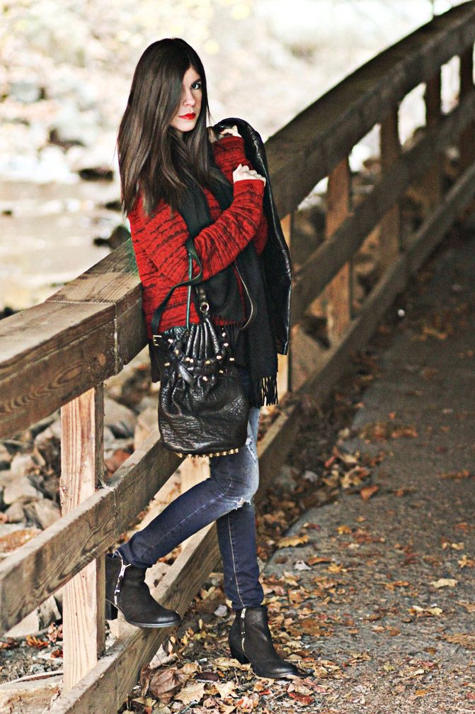 Alexander Wang Diego bucket bag, Topshop Ambush ankle boots, Acne boots, American Eagle skinny jeans Lauren Conrad, Rag & Bone Sweater, Fashion Outfit
