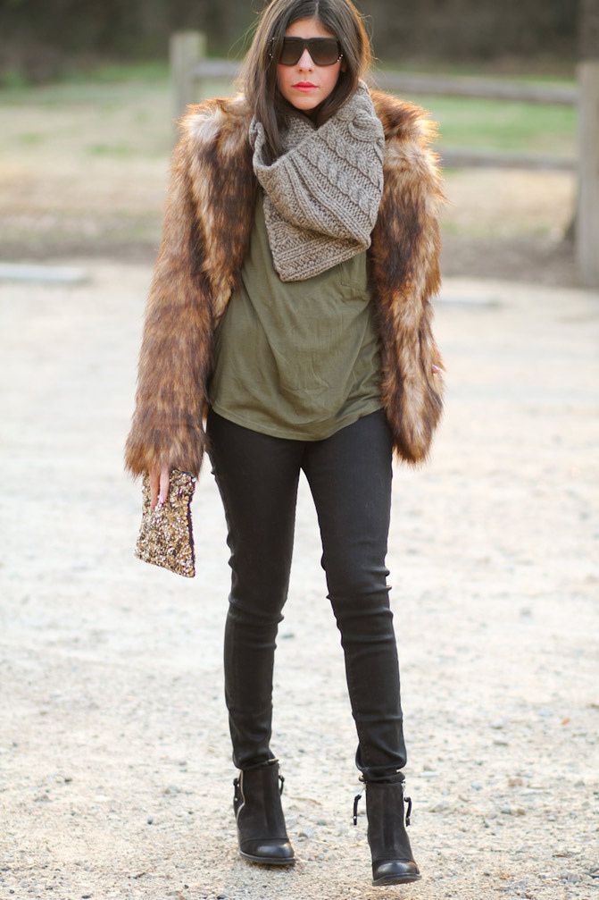 Stylemint Mulholland T Shirt, Chanel, Marc Jacobs gold watch, Topshop ambush boots, Faux Fur, Fashion Outfit,