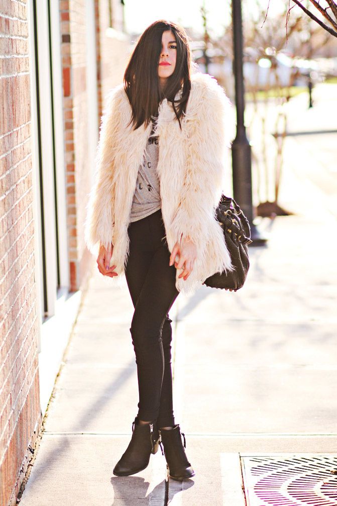 Stylemint, Alexander Wang Diego Bucket bag, Topshop Ambush boots, American Apparel Riding Pants, Fashion Outfit