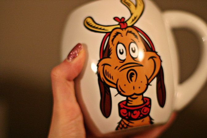 Coffee Mugs, Gilmore girls, The Grinch, Candy Canes, Books