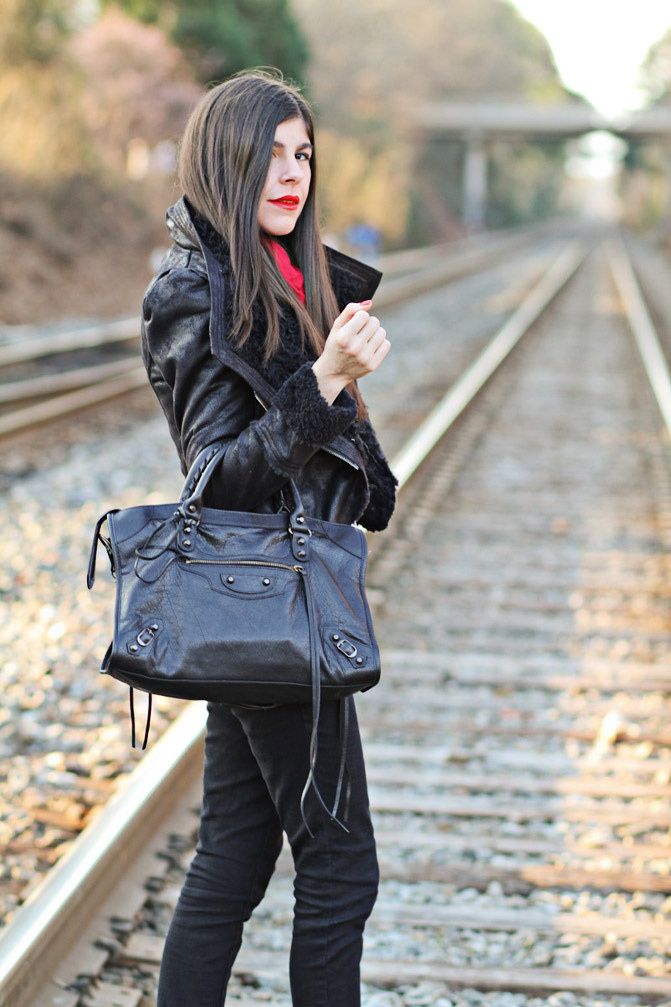 Balenciaga Arena Classic City, Angelina Jolie, Topshop, Skinny Jeans, Fashion outfit