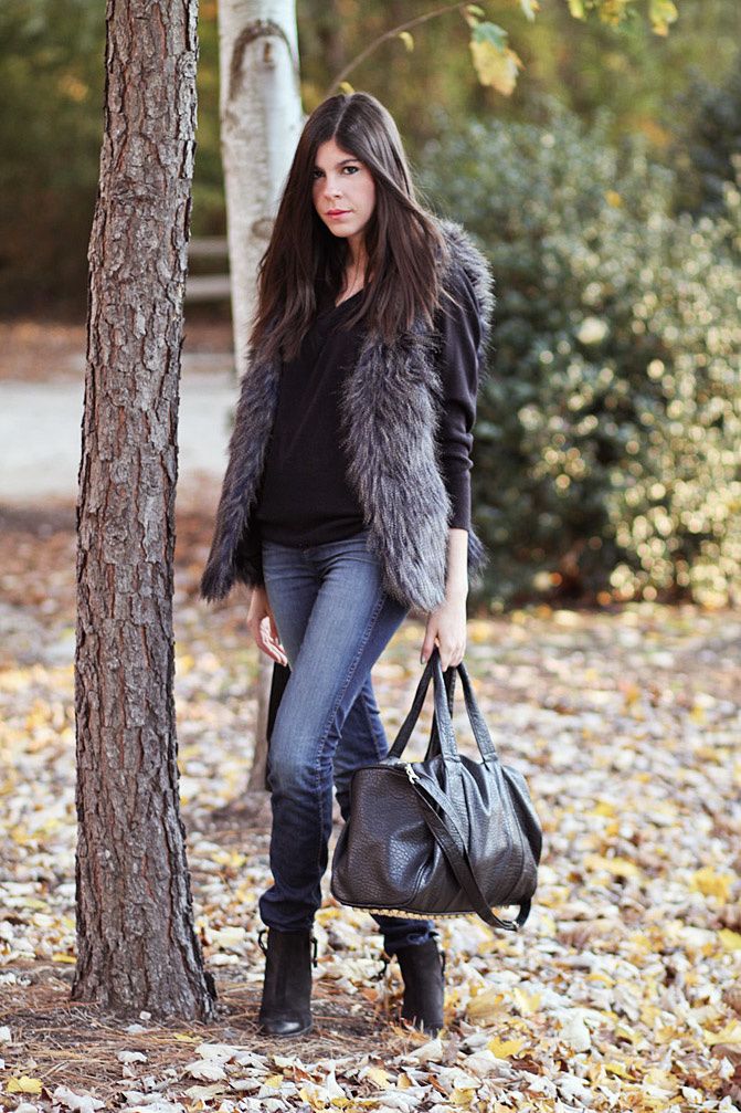 H&M faux fur vest, J Brand Jeans, Topshop Ambush boots, Alexander Wang Rocco Duffel, Fashion, outfit