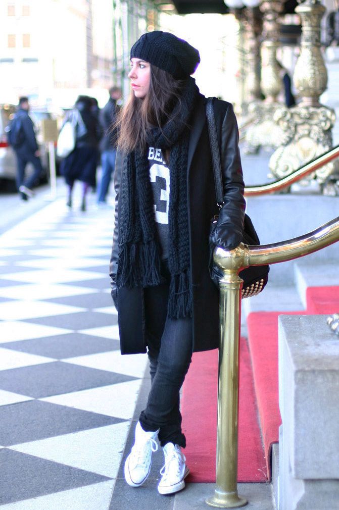 Plaza Hotel New York, Zara coat, Fashion, Converse, Alexander Wang Rocco duffel, outfit