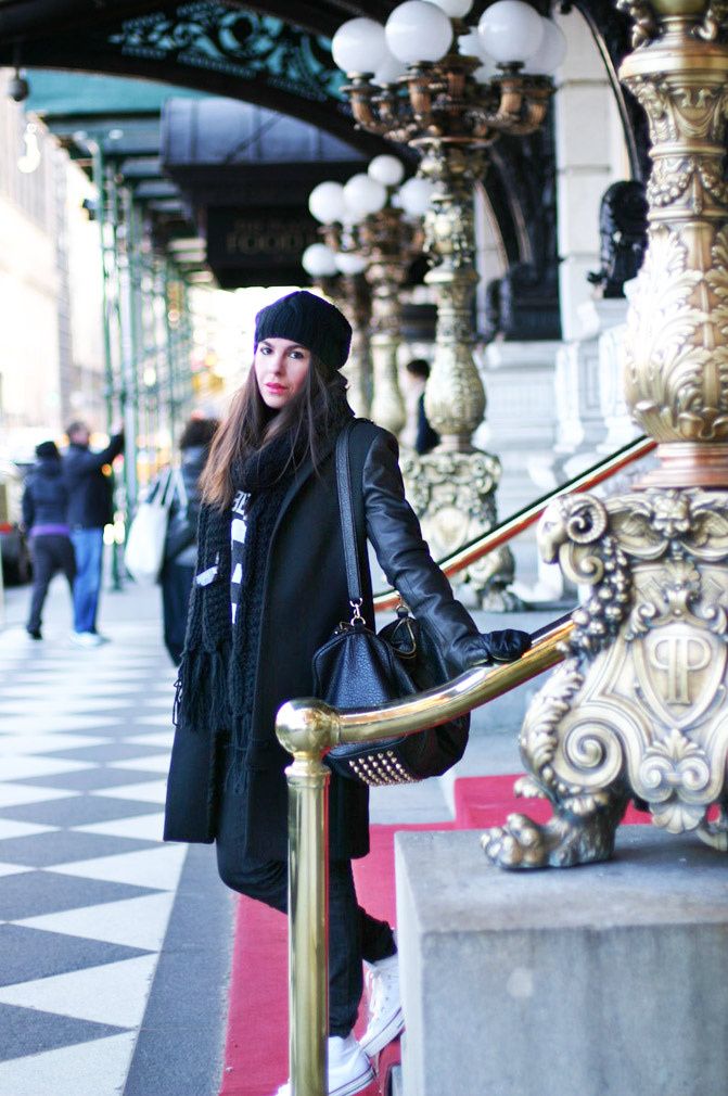 Plaza Hotel New York, Zara coat, Fashion, Converse, Alexander Wang Rocco duffel, outfit