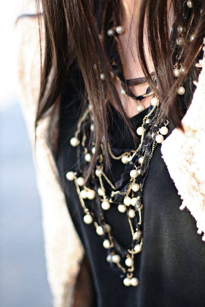 Chanel Jacket, Marc jACOBS BOW BAG, Zara sandals, Fashion, Outfit