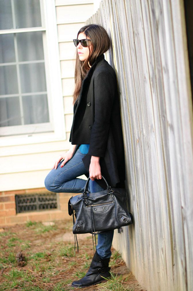 Balenciaga classic city bag, Matt Bernson boots, Olivia Palermo, fashion, Ray Ban Wayfarer sunglases