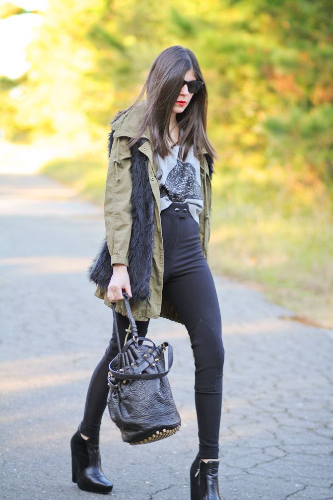 Alexander Wang Diego bucket bag, Fashion, Outfit