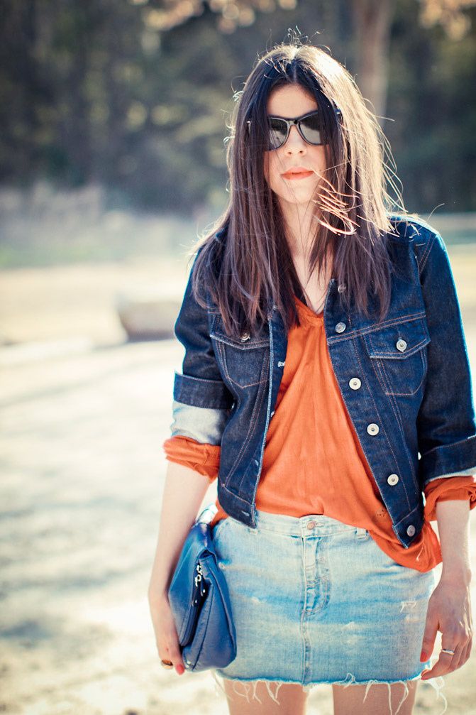 h and m, ray ban wayfarer, gap, diy denim skirt, fashion, outfit, go jane shoes