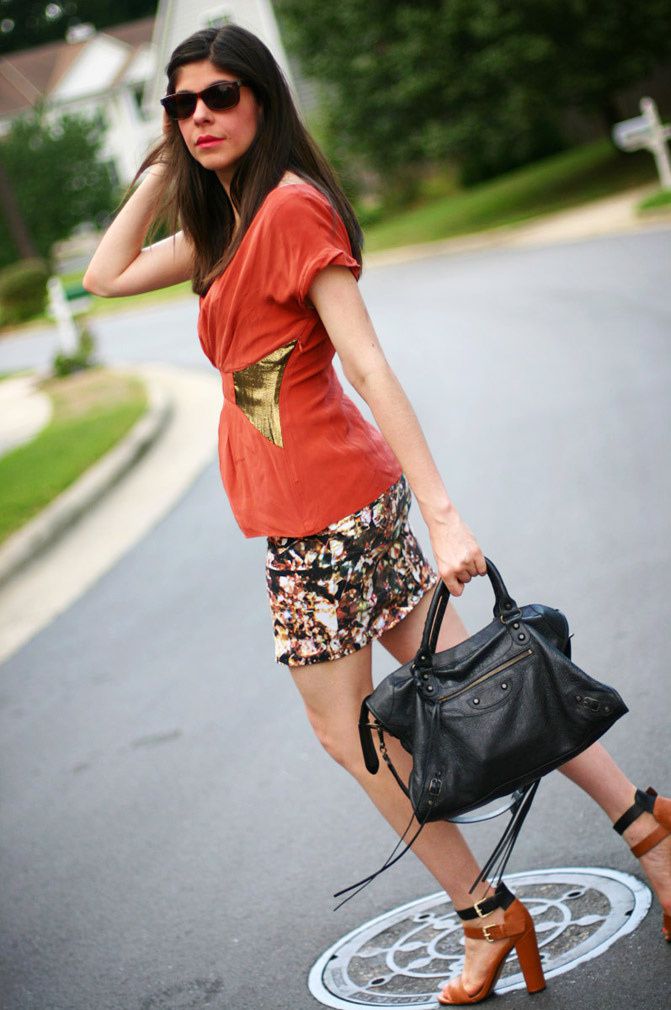Peplum fashion, Body con, House of Wilde, Zara, Balenciaga bag