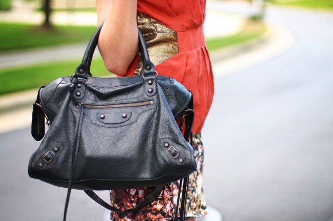 Peplum fashion, Body con, House of Wilde, Zara, Balenciaga bag
