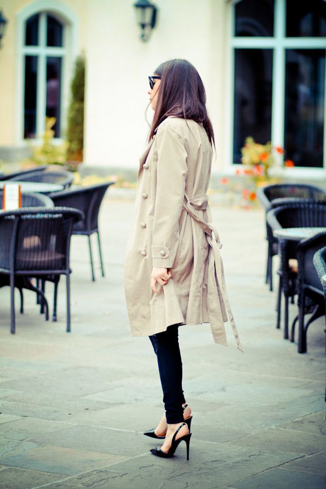 Marc Jacobs trench coat, Stella McCartney heels, Fashion outfit, Neon style