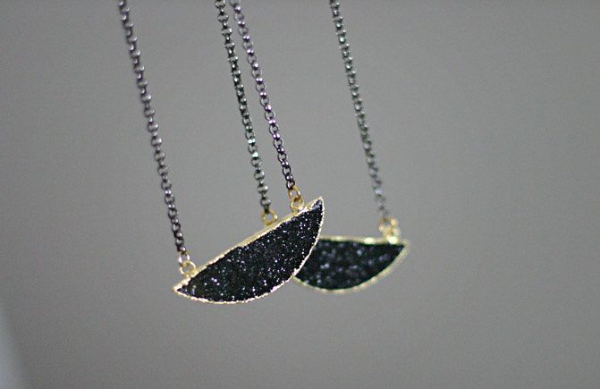 mickey lynn jewelry giveaway, druzy smile necklace, fashion
