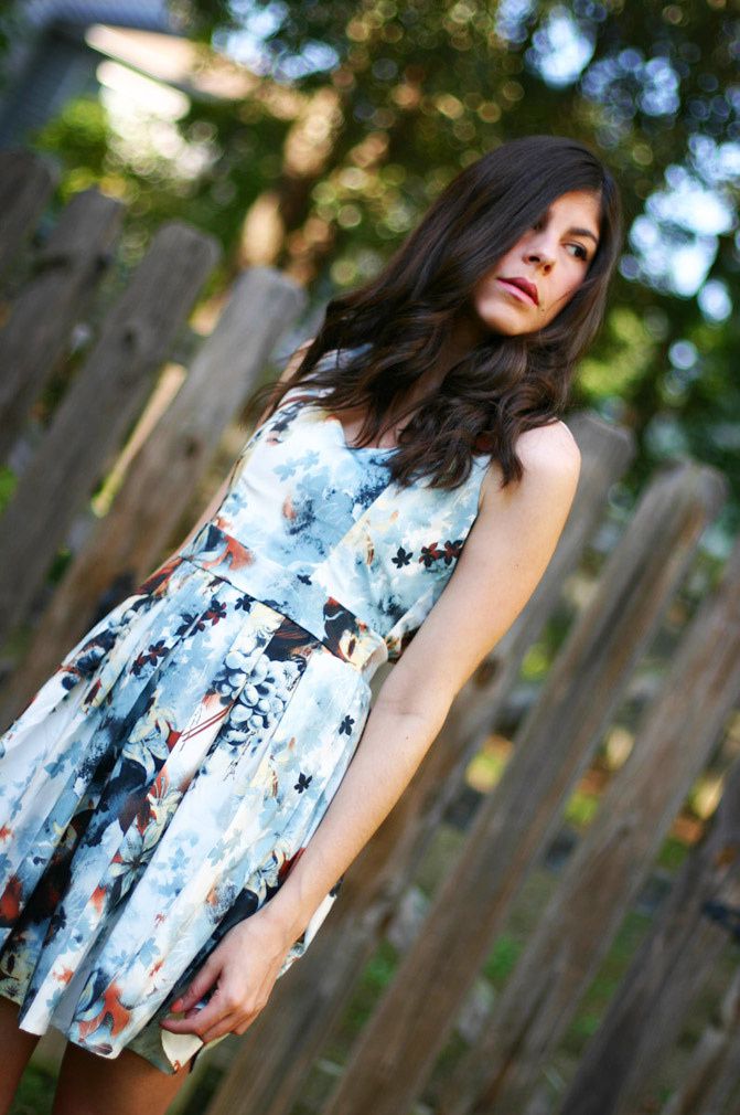 Paul Mitchell Ultimate wave hair cream, Fashion, floral print sweetheart dress, Outfit