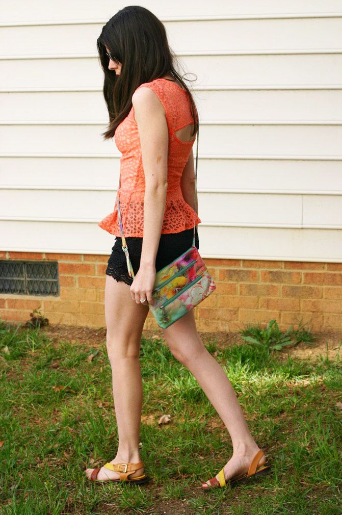 crochet shorts, peplum top, fashion outfit, mischa barton