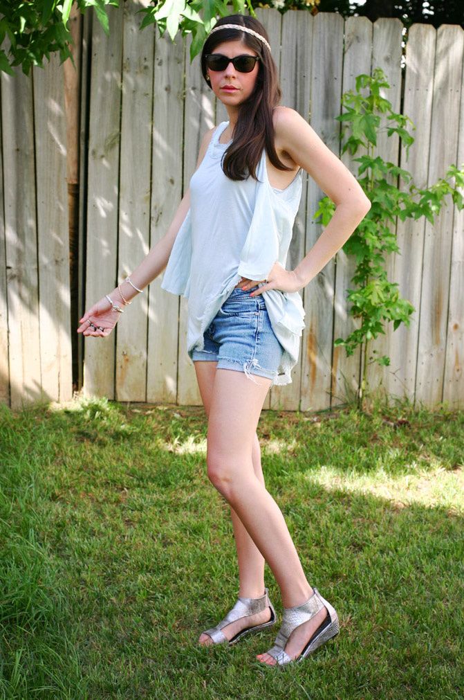 Grecian flowy top by SiHo, Grecian sandals, Fashion, Outfit