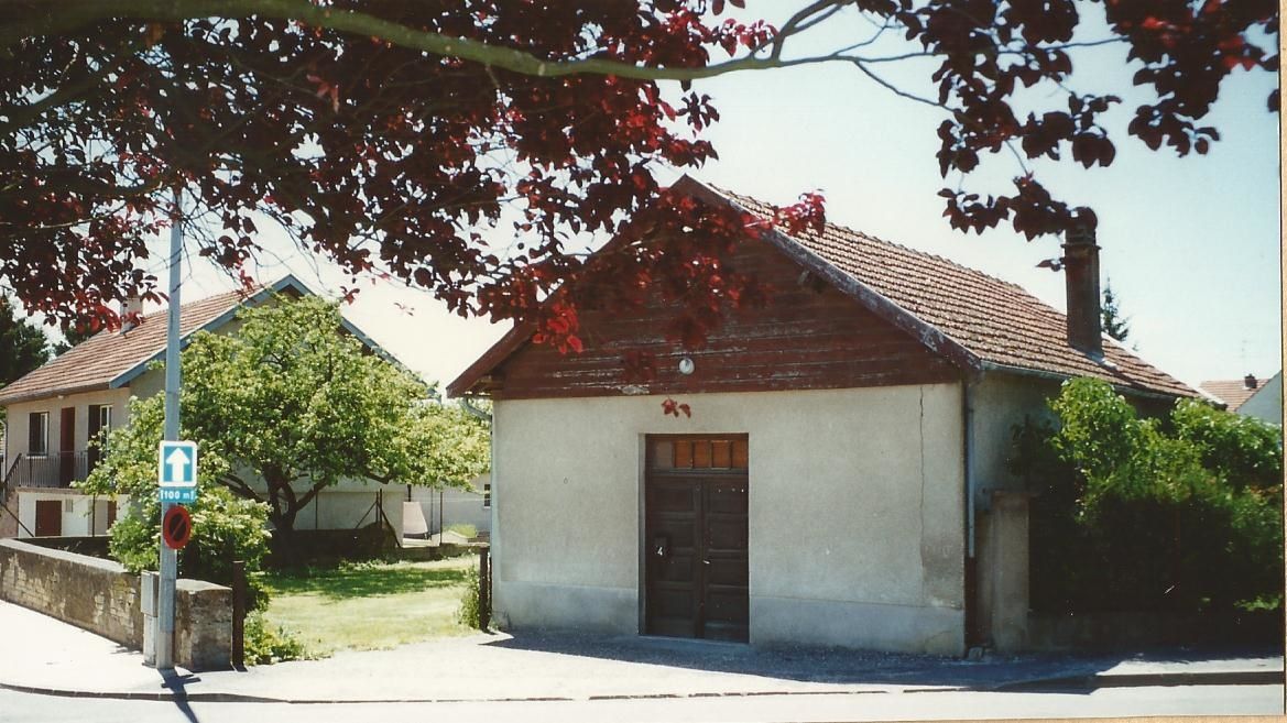 Salle paroissiale avant sa démolition en 2013