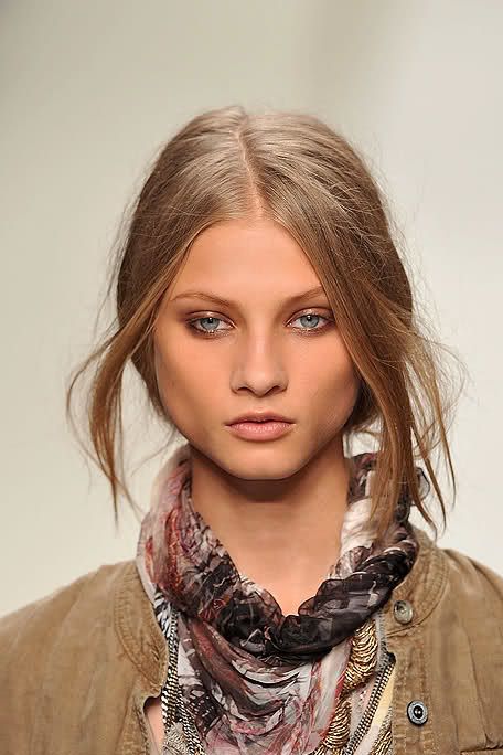 anna selezneva russian beauty little plastic horses