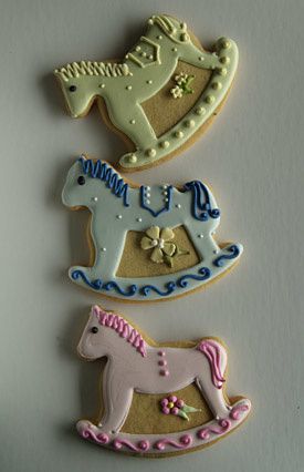 how to decorate a rocking horse cookie