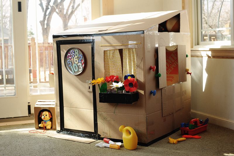 diy playhouse cardboard