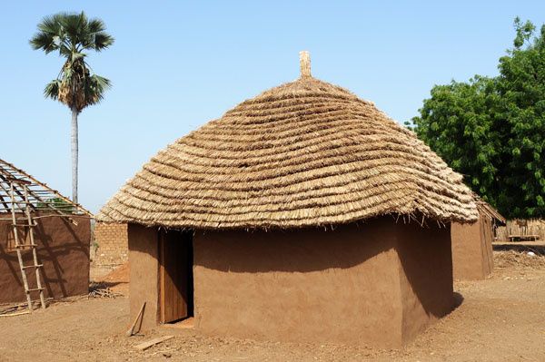 12 idées de Toiture paille  toiture, architecture, toit de chaume