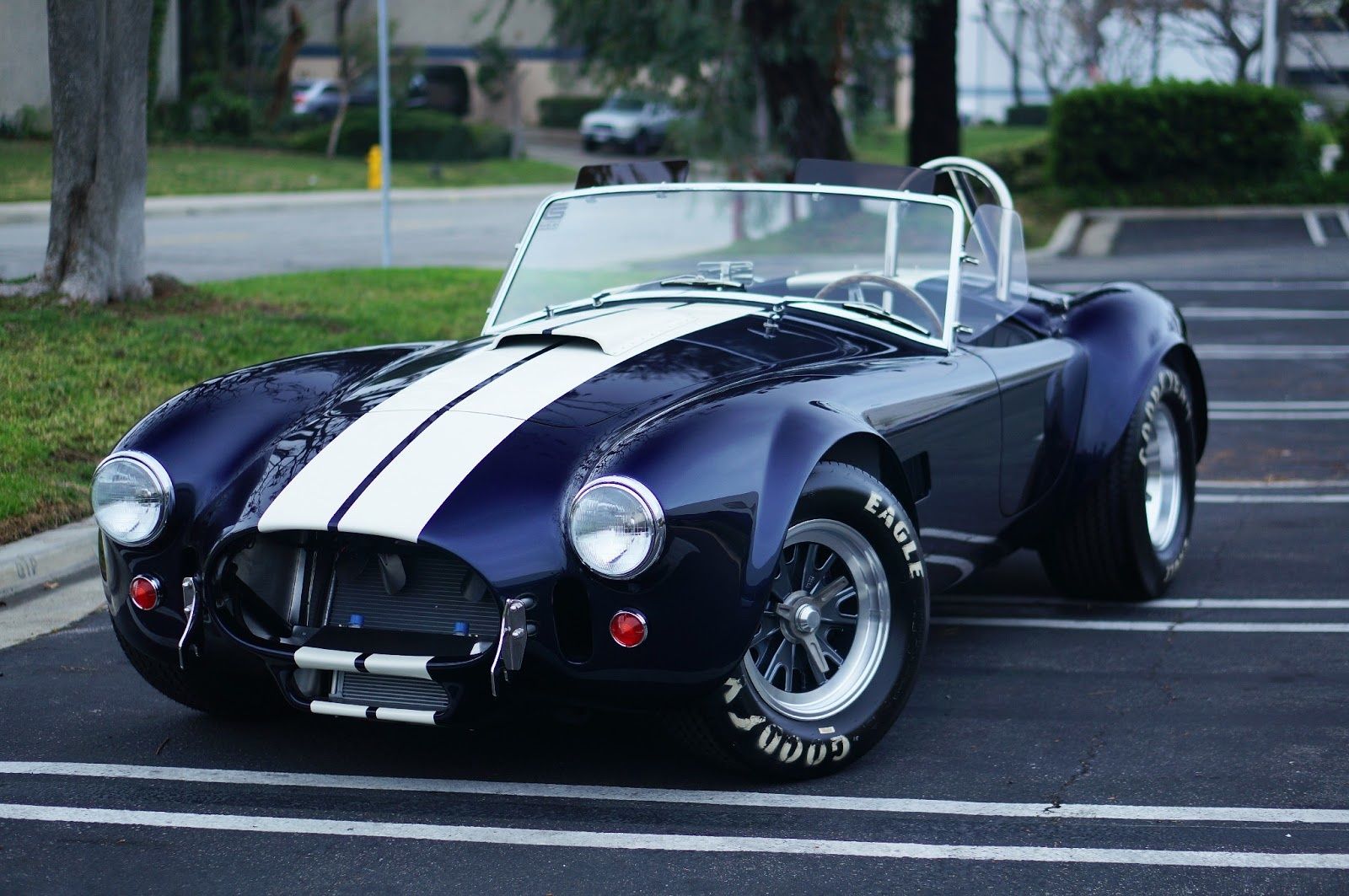 Shelby Cobra 427 AC машинка