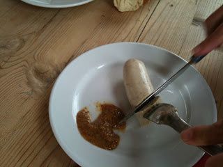 Weisswurscht Essen Aber Richtig Roughcutblog Over Blog Com