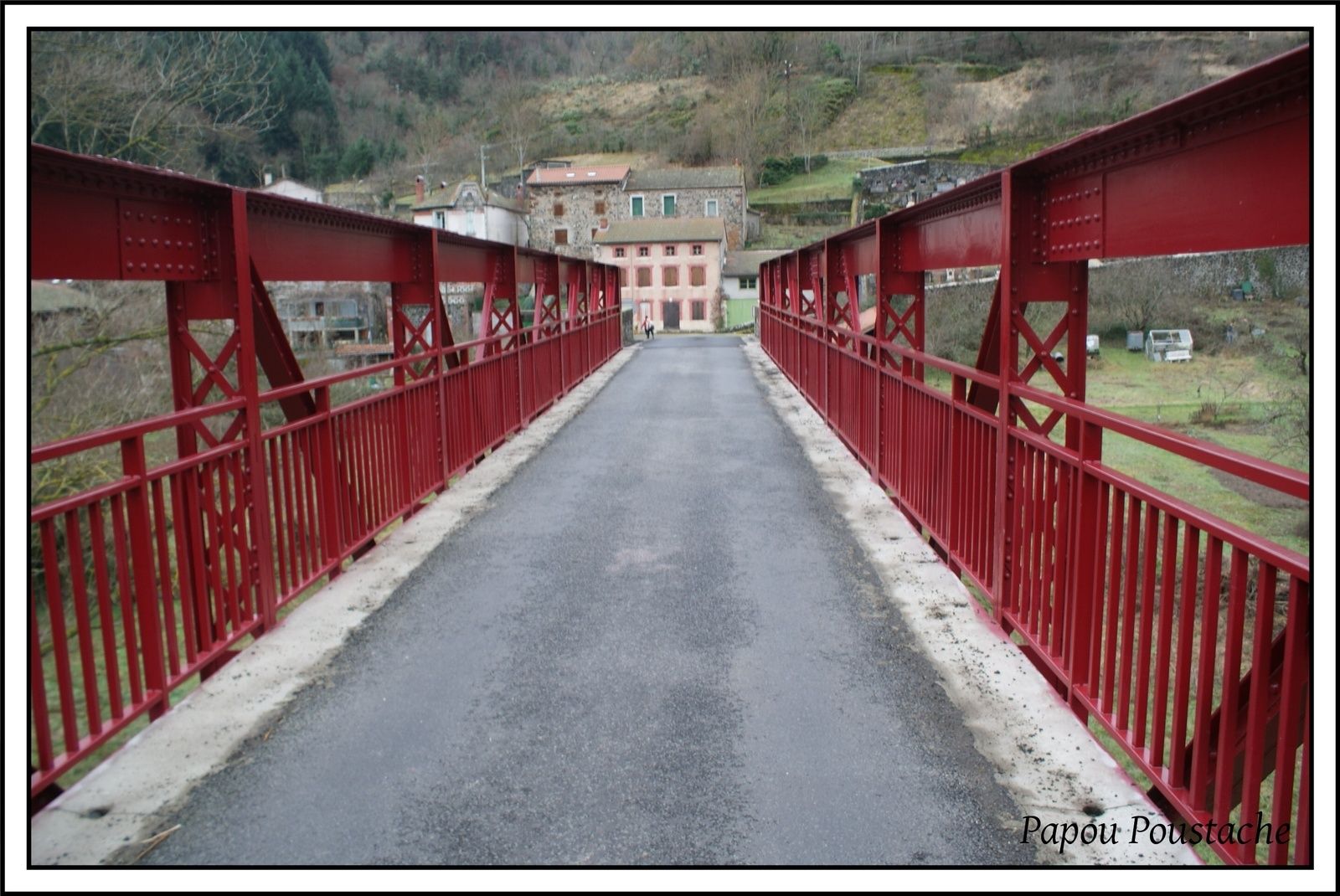 Auvergne:Le pont de Saint Julien des Chazes