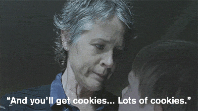 http://img.over-blog-kiwi.com/0/76/31/24/20150315/ob_d7b424_the-walking-dead-carol-lots-of-cookies.gif