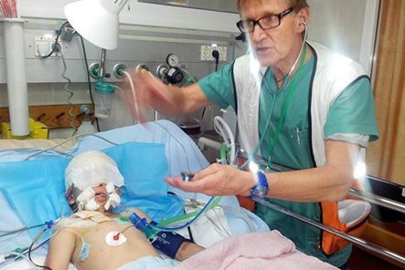 Le médecin norvégien, Mads Gilbert, interdit à vie de se rendre à Gaza par Israël (I-Télé)