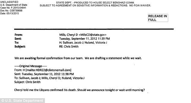 Suite à l'attaque terroriste sur Benghazi, Hillary Clinton ne pouvait pas se rappeler le nom de son ambassadeur mort en Libye (Dailymail)