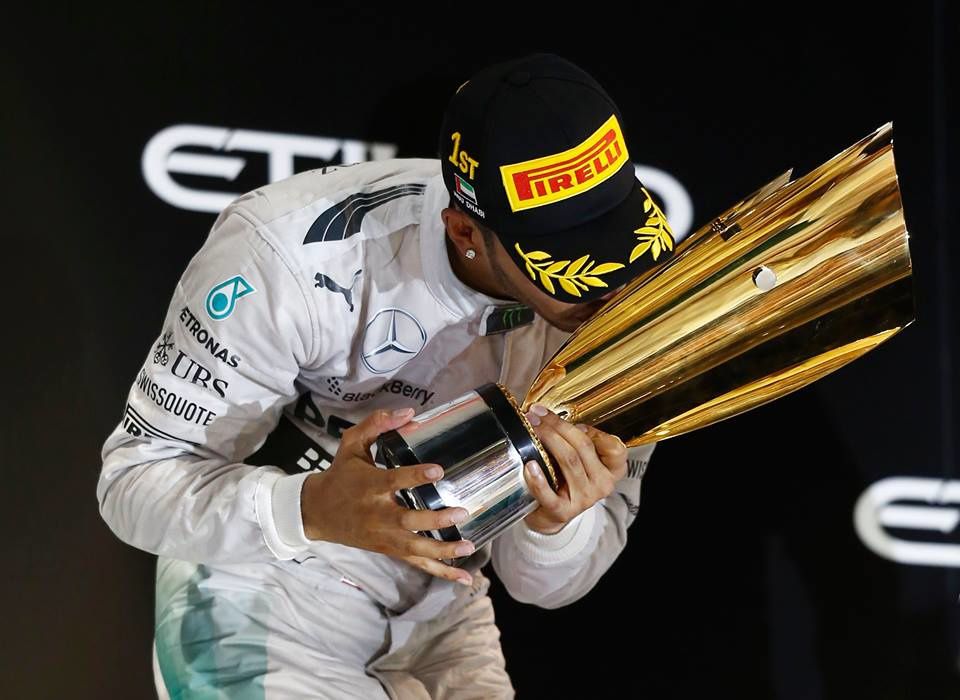 Le Britannique Lewis Hamilton champion du monde de F1 pour la deuxième