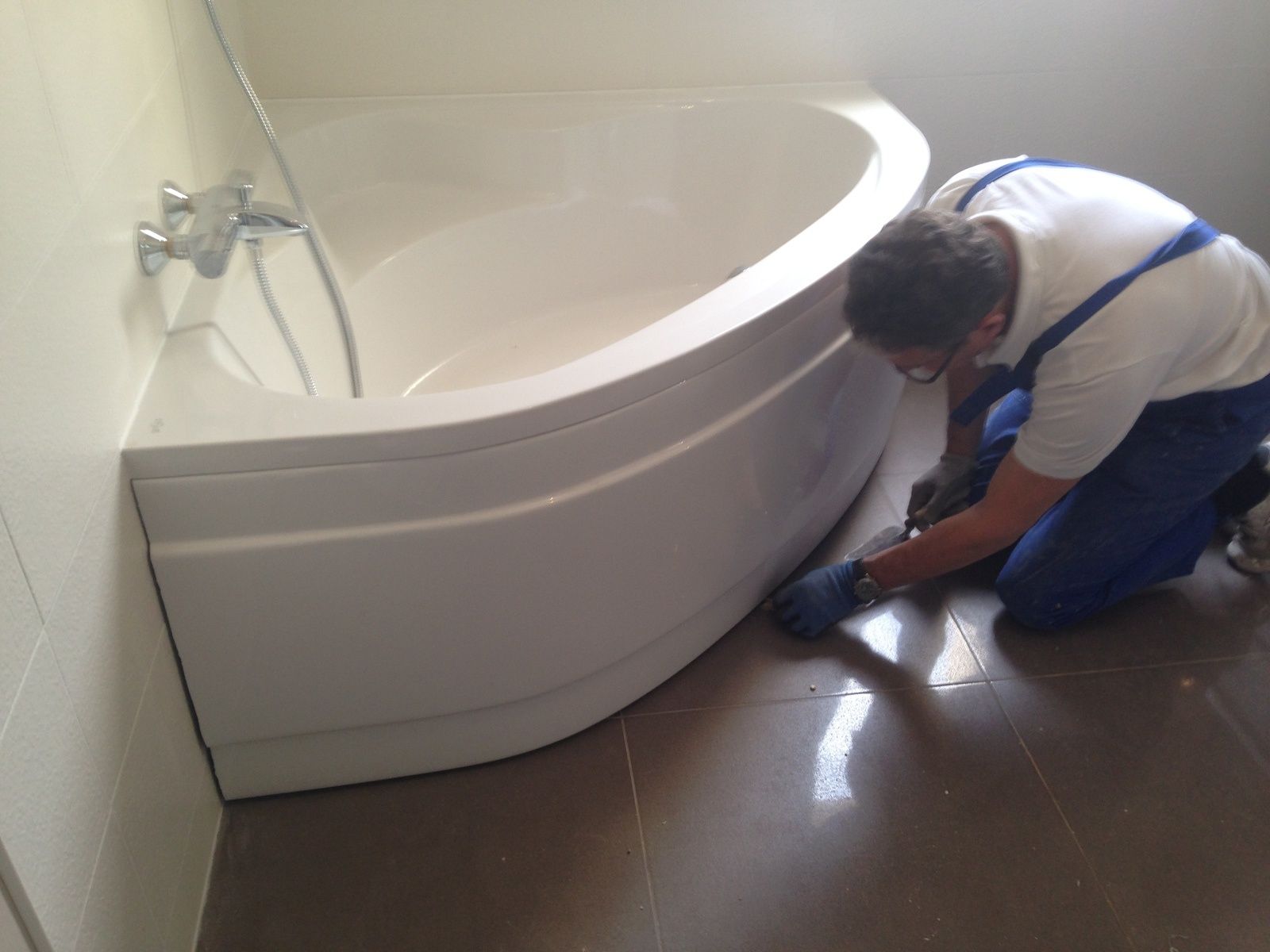 Baignoire salle de bain tablier – lombards