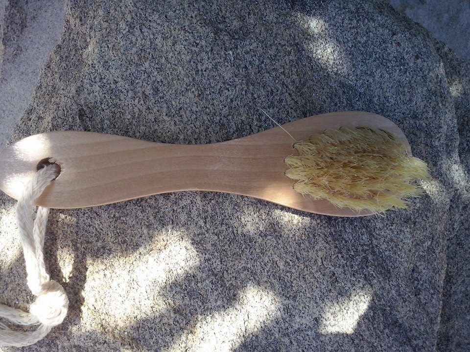 brosse pour le visage ma mystibox