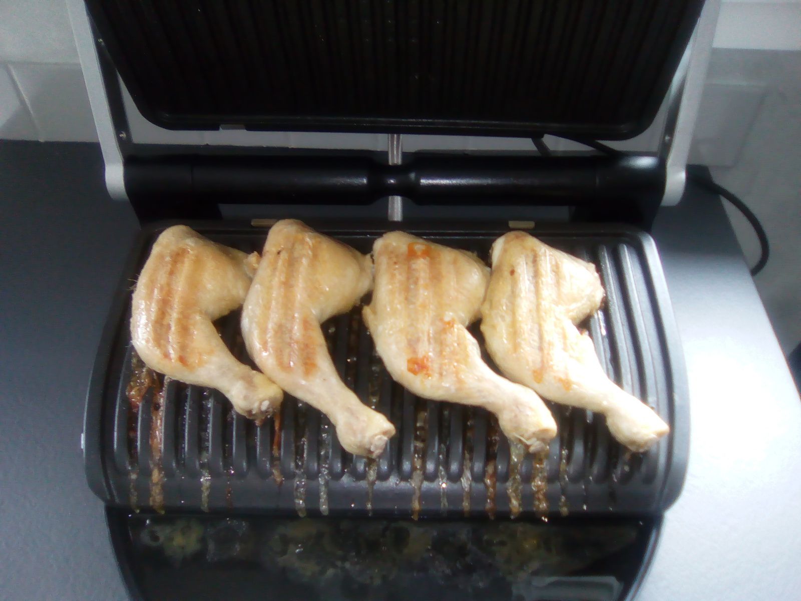 Optigrill: cuisson des cuisses de poulet - Mes Meilleures Recettes Faciles