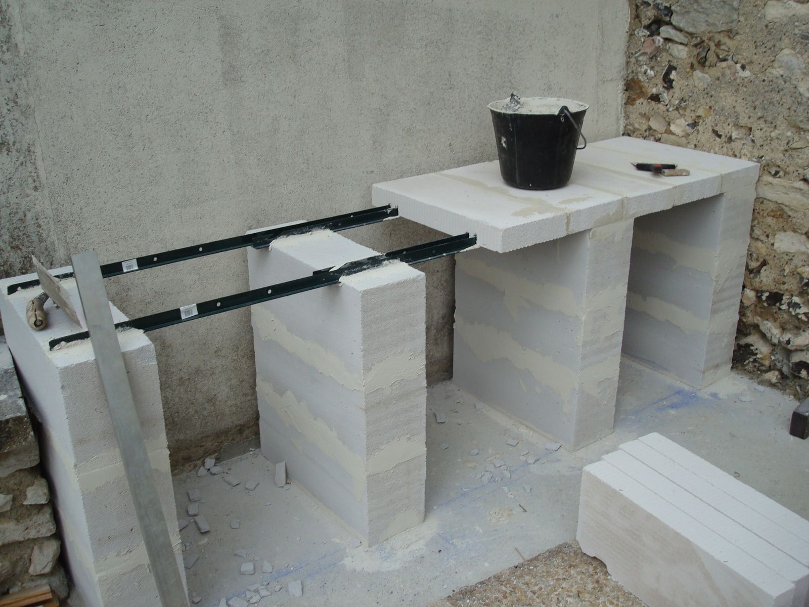 Construction d'un barbecue sur mesure renaud le bricolo.over ...