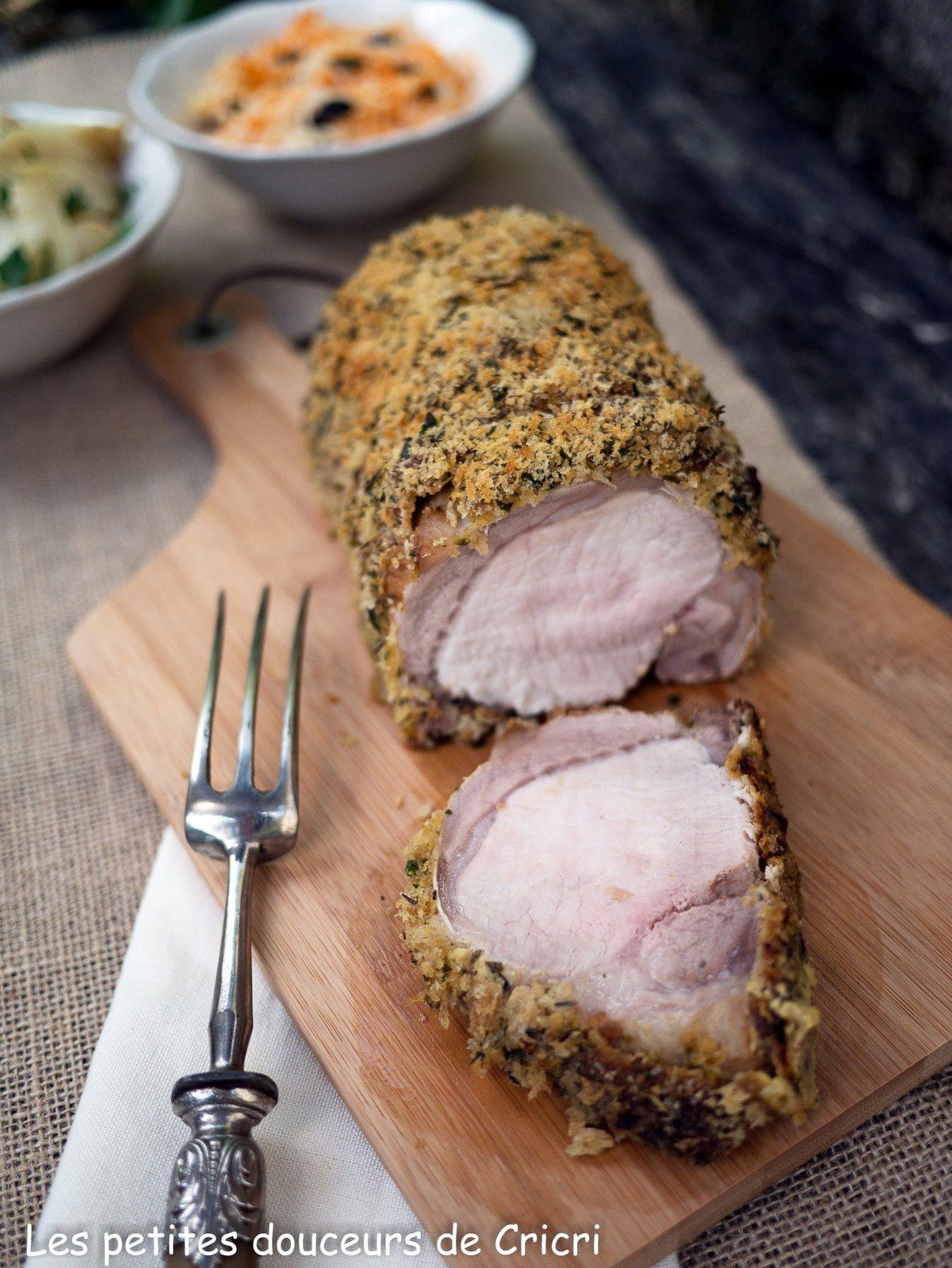 Longe de porc en croûte d'herbes et de moutarde - Les petites douceurs de  Cricri