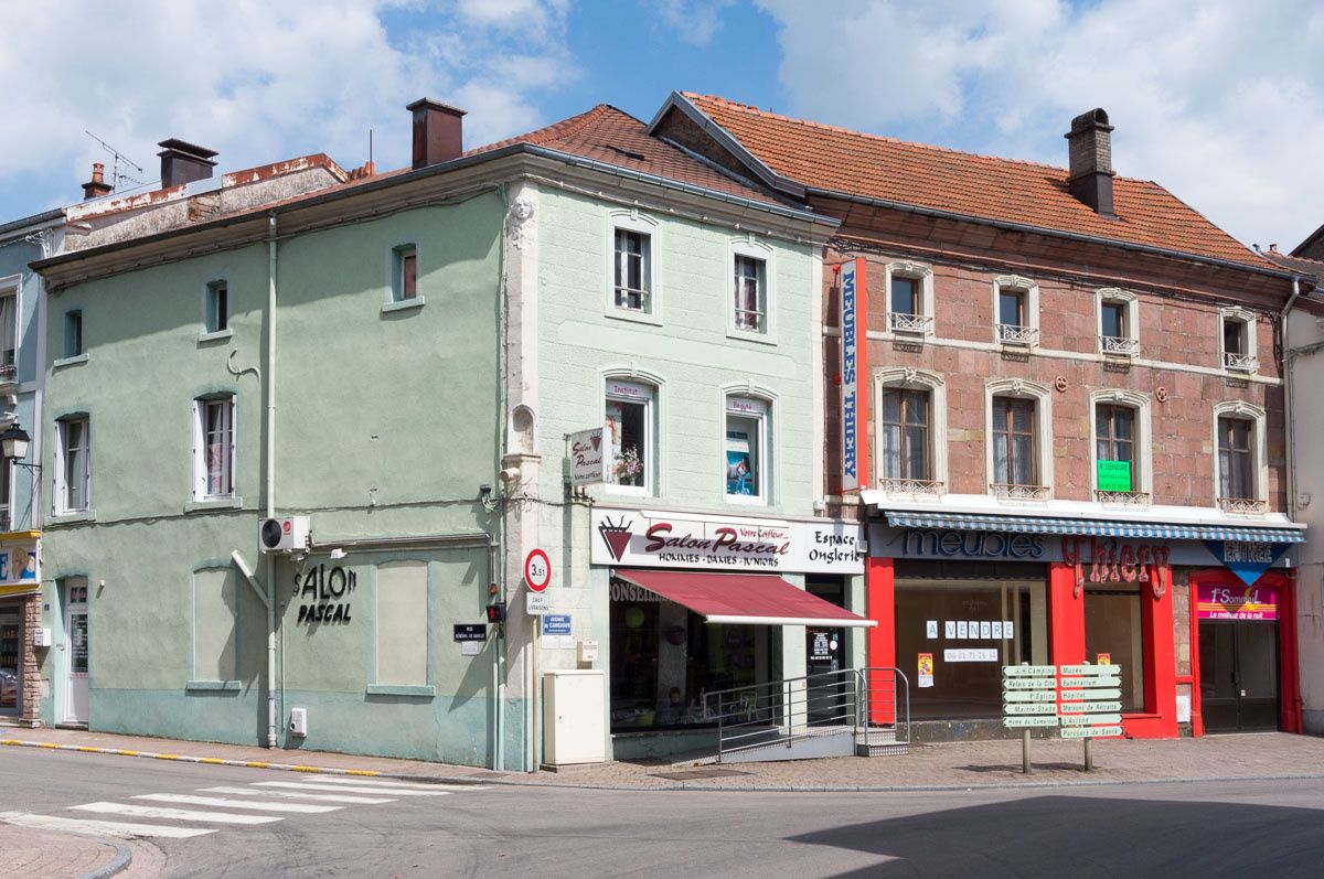 BRUYERES-VOSGES : Une balade sous un ciel menaçant. - Bruyères-Vosges