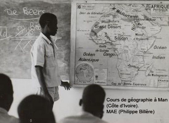 Dissertation vs thesis image