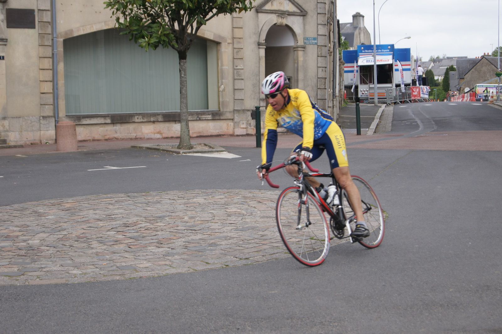 rencontre saint sauveur le vicomte