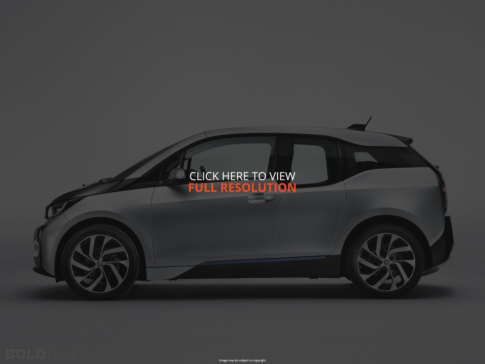Avant de jouer à l'URL la plus longue du Monde (BMW i3) TESTEZ votre connexion Internet ! Sinon ...