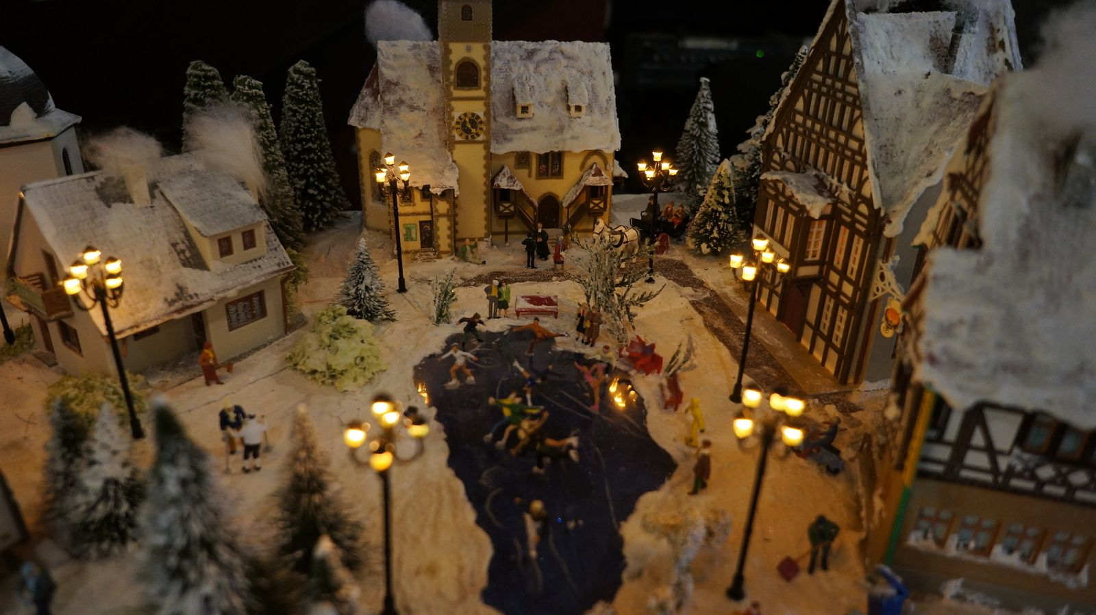 Diorama de Noël de Serge Julienne - Le Journal de Mini World Lyon