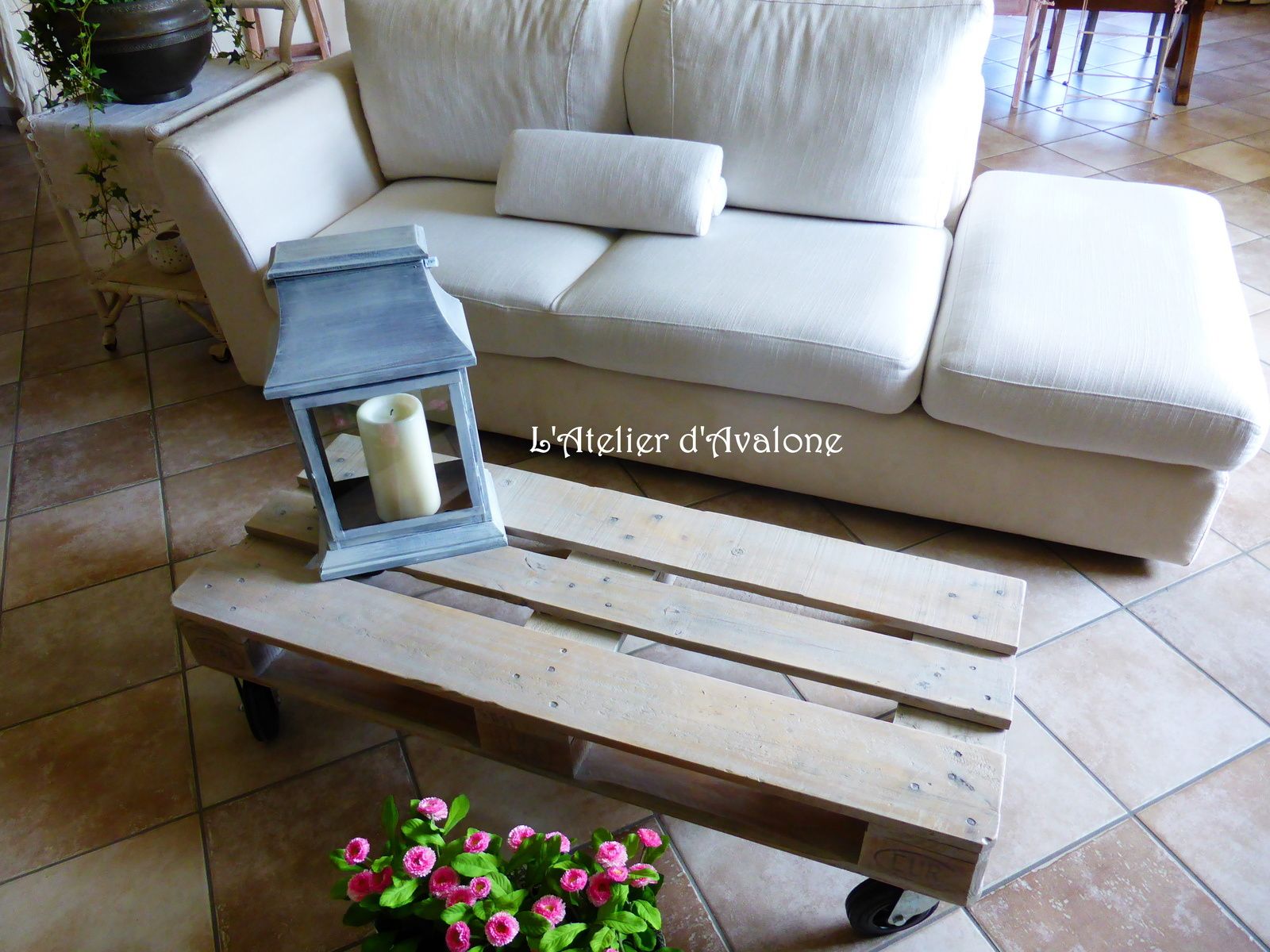 Création d'une table basse de style "atelier" l'atelier d'avalone