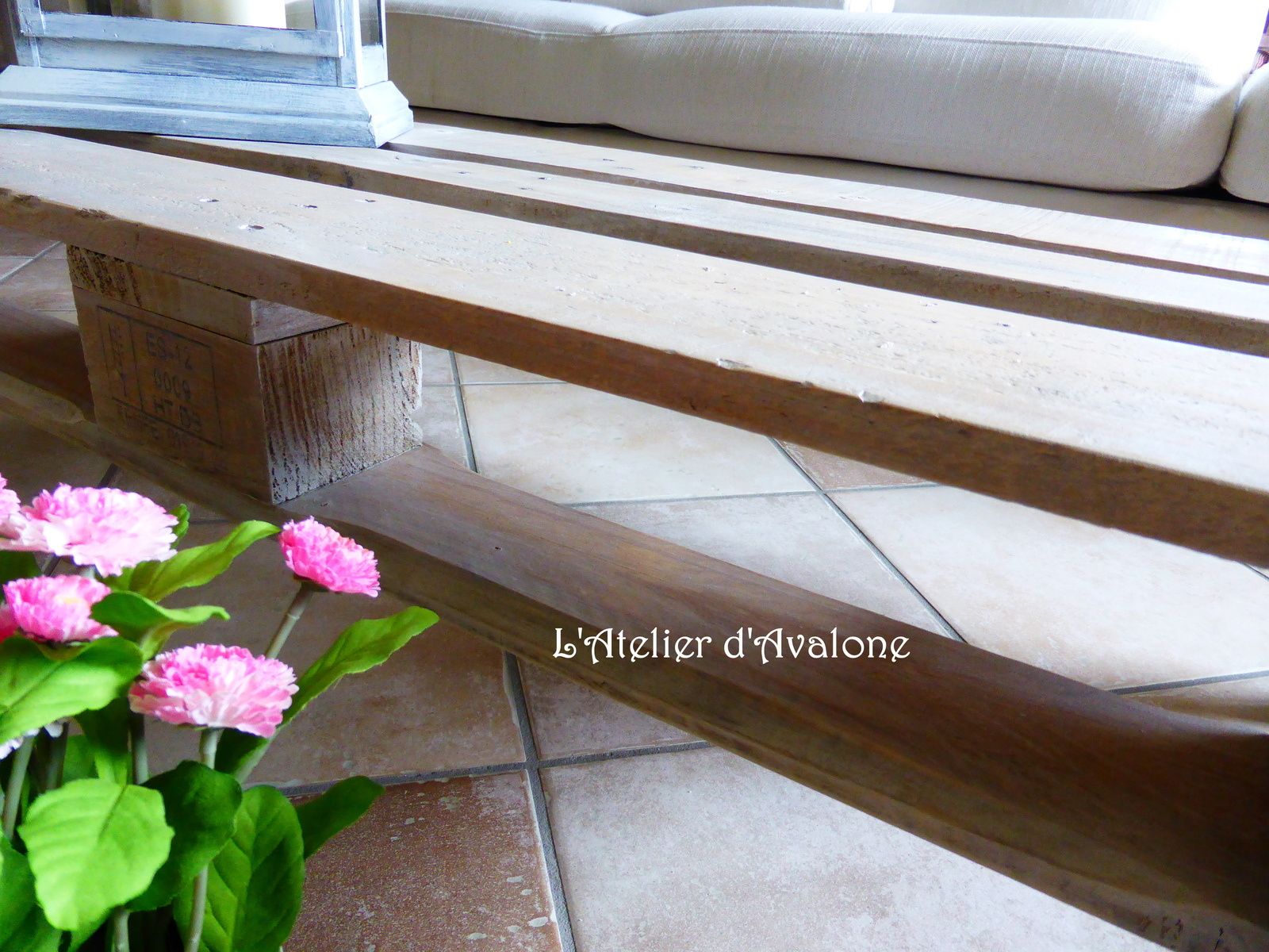 Création d'une table basse de style "atelier" l'atelier d'avalone