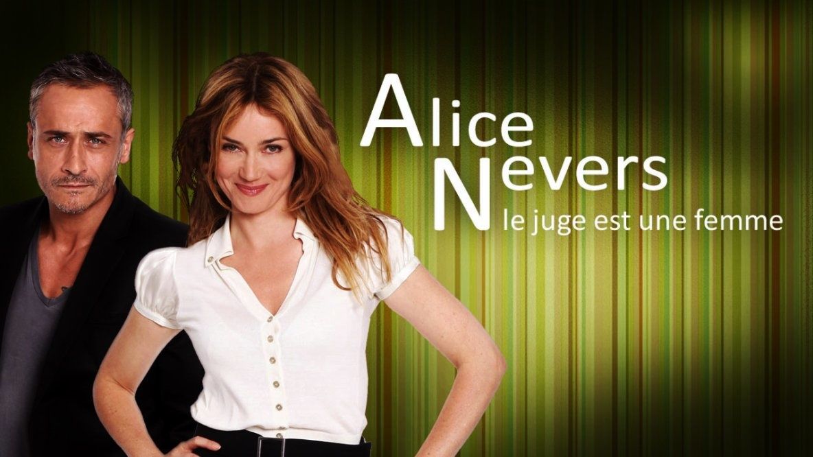Florence Larrieu Le Juge Est Une Femme Saison 1 La série Le juge est une femme a été diffusée pour la première fois à