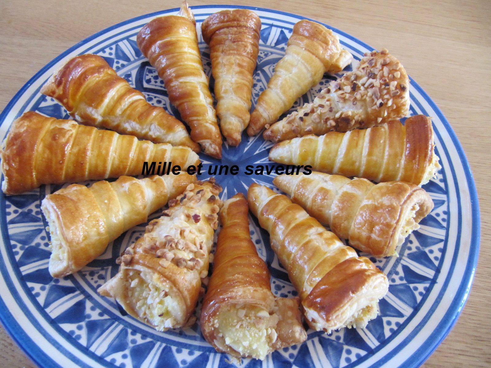 Cône à la crème pâtissière