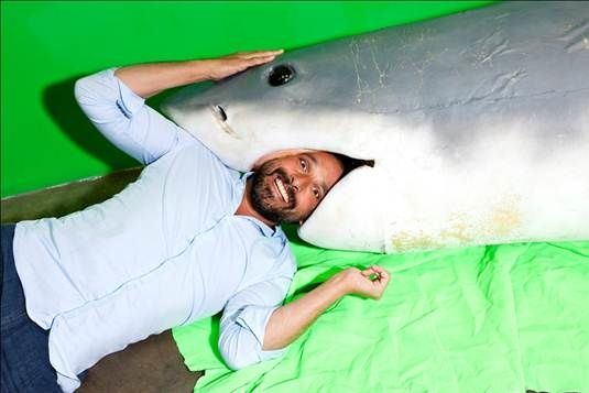 Bruno Salomone aux côtés de Ian Ziering et David Hasselhoff dans Sharknado 3
