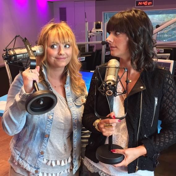 Anne-So et Marion aux commandes du Night Show sur Fun Radio