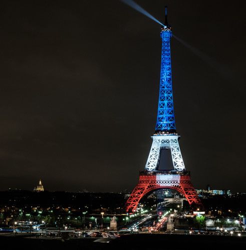 Attentats à Paris : programmation spéciale sur Public Sénat