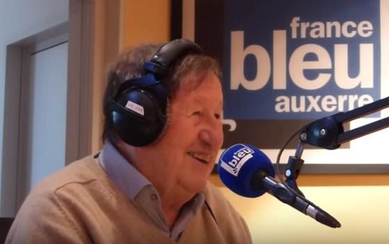 France Bleu Auxerre fêtera demain en direct les 80 printemps de Guy Roux -  Le Zapping du PAF